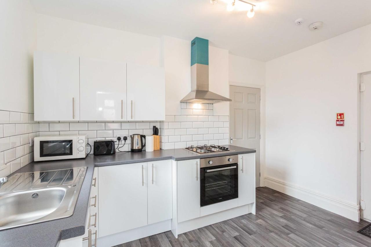 Cherry Property - Cherry Suite Blackpool Bagian luar foto