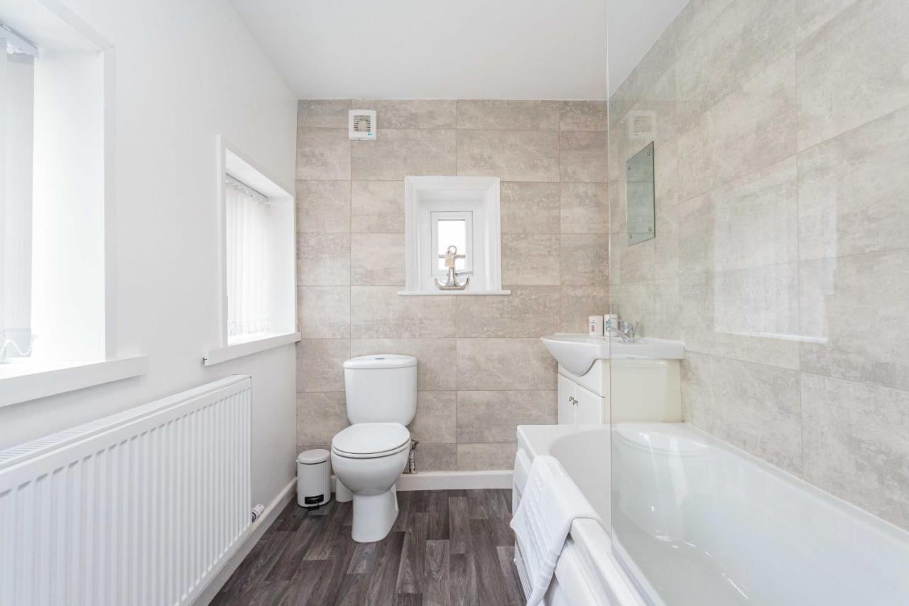 Cherry Property - Cherry Suite Blackpool Bagian luar foto